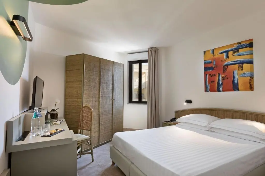 Rina Hotel gallery image 15