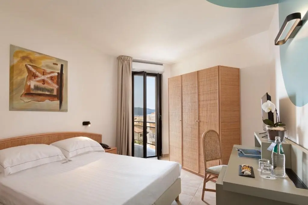 Rina Hotel gallery image 16
