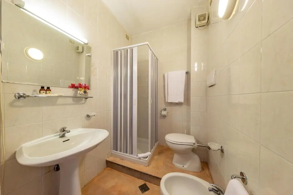 Rina Hotel gallery image 19