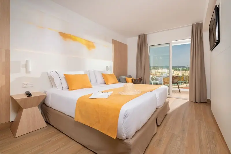 L'Azure Hotel gallery image 19