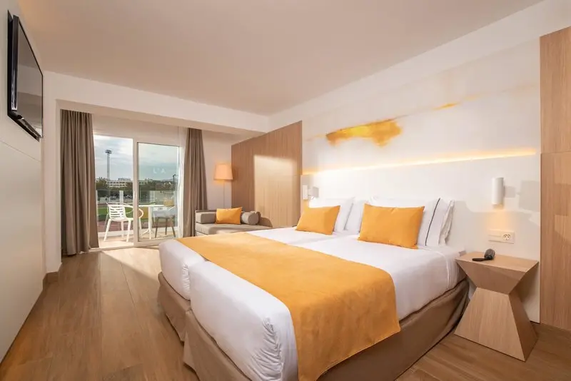 L'Azure Hotel gallery image 26