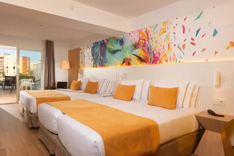 L'Azure Hotel gallery image 30
