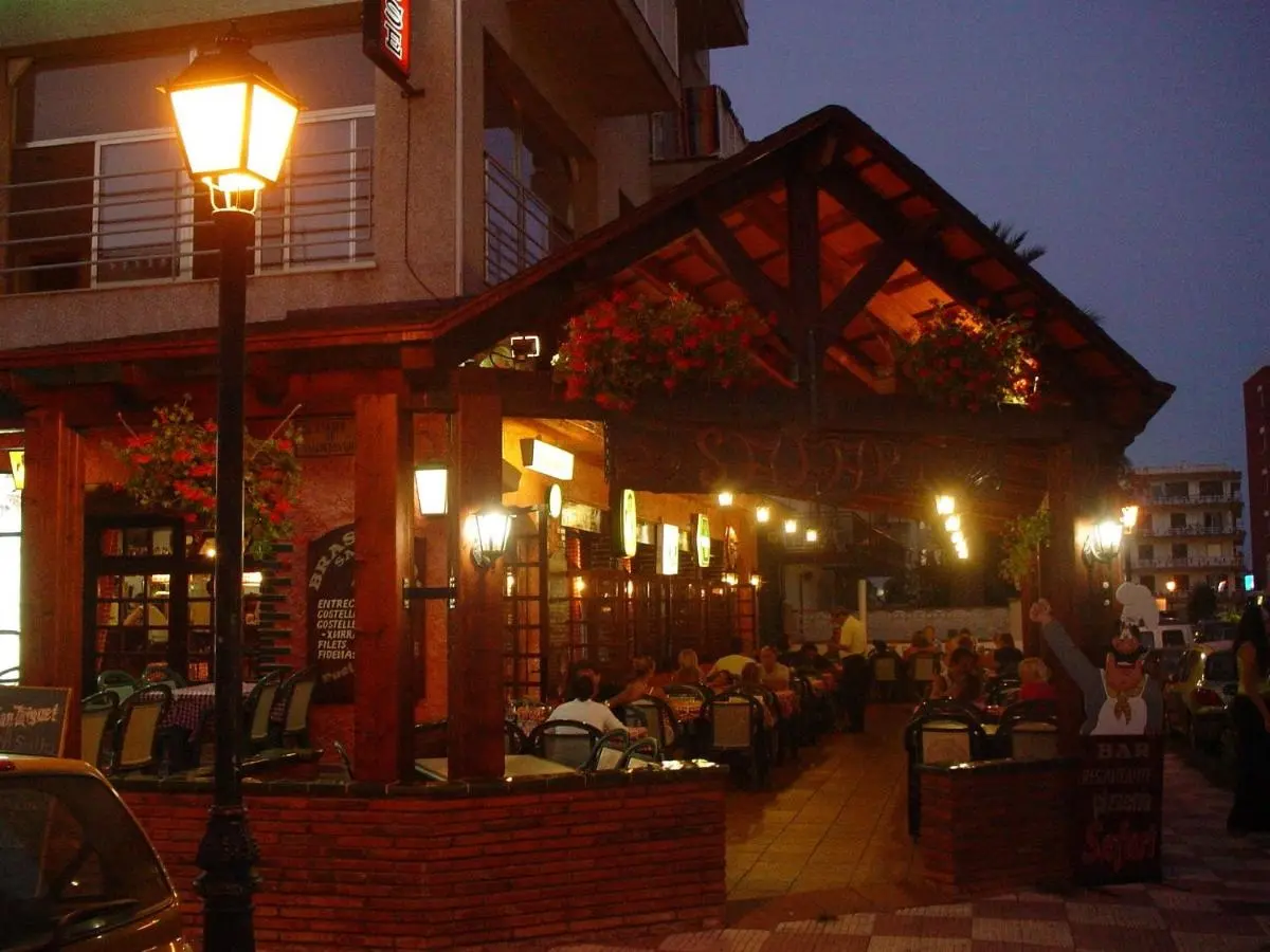Casablanca Suites gallery image 5