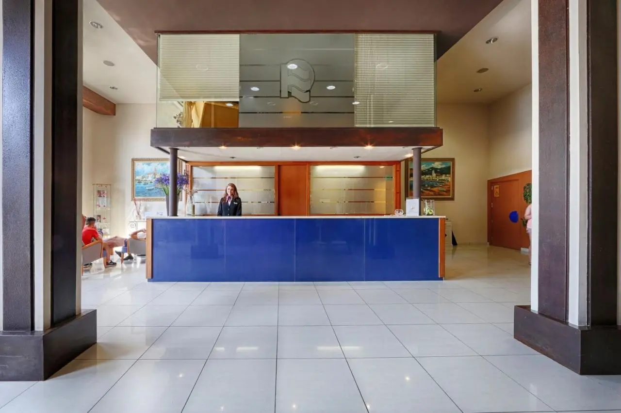 Hotel Espanya Calella gallery image 2