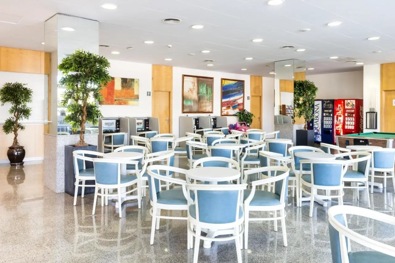 Condado Apartments gallery image 4