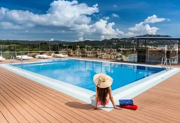 Condado Apartments