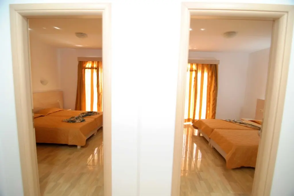 Zeus Hotel gallery image 18