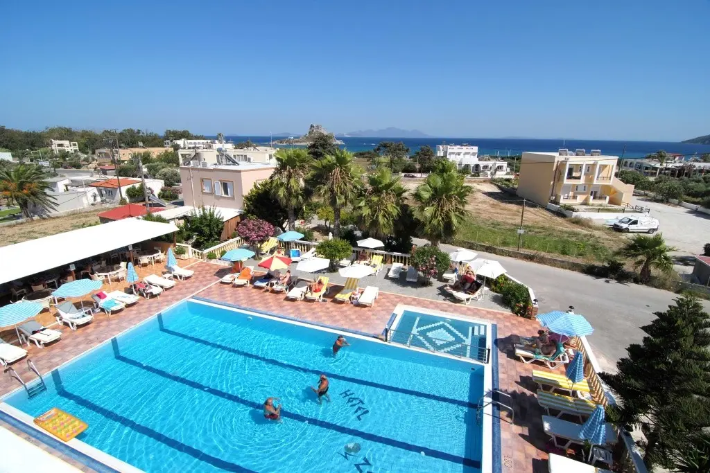 Zeus Hotel gallery image 2
