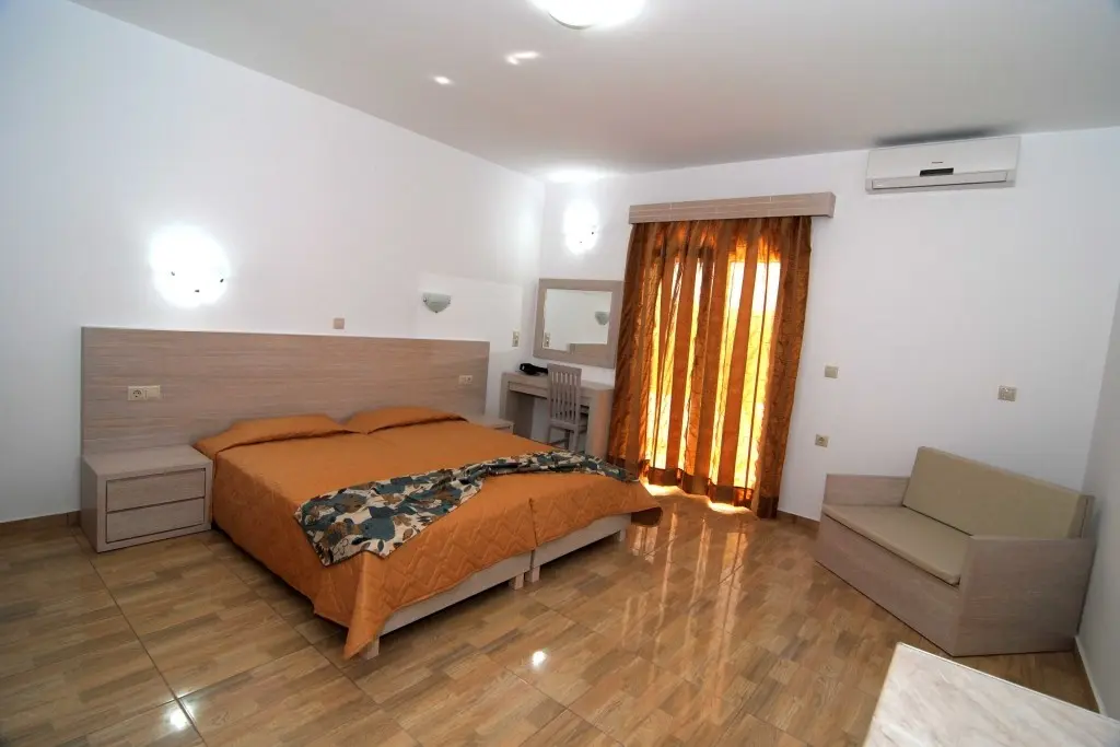 Zeus Hotel gallery image 22