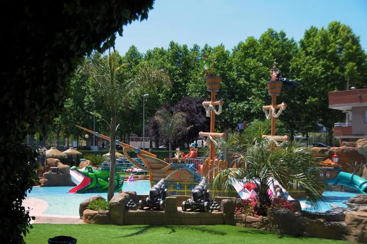 Evenia Olympic Garden gallery image 4