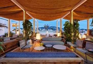 Hotel Delamar