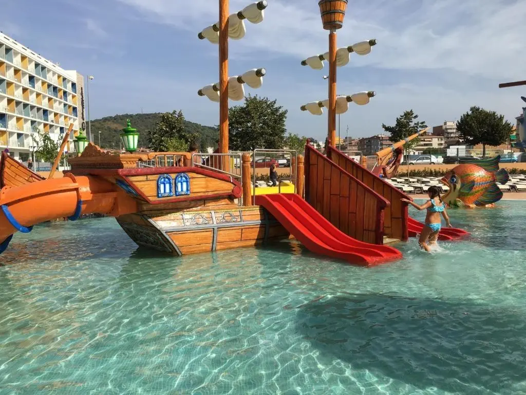 Hotel Sorra Daurada Splash gallery image 5