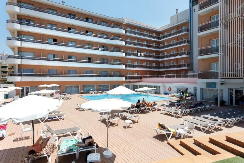 Hotel Sorra Daurada Splash gallery image 6