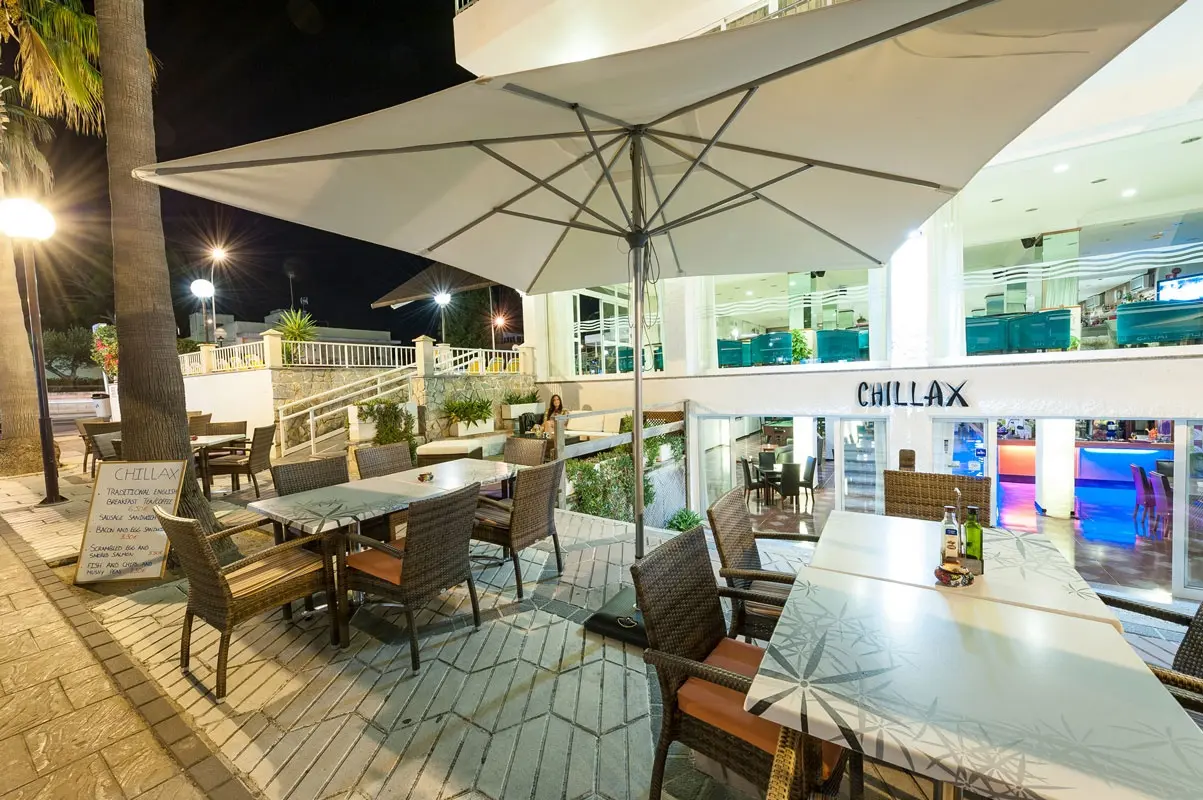 Africamar Hotel gallery image 1