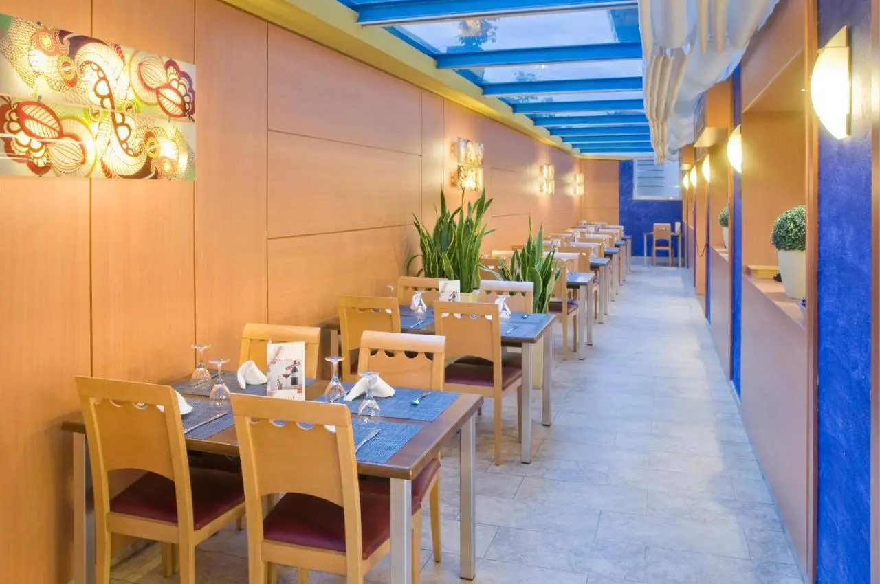 Hotel Mar Blau gallery image 4