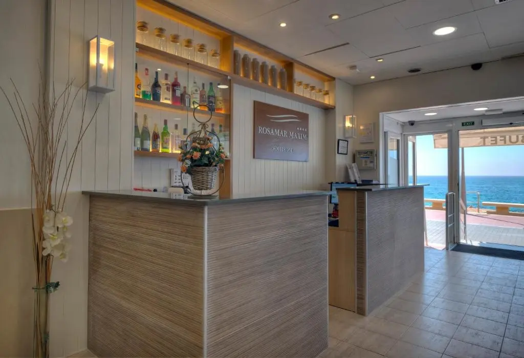 Rosamar Maxim Hotel gallery image 10