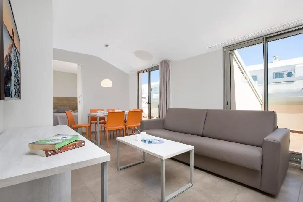 Odissea Park Apartments gallery image 14