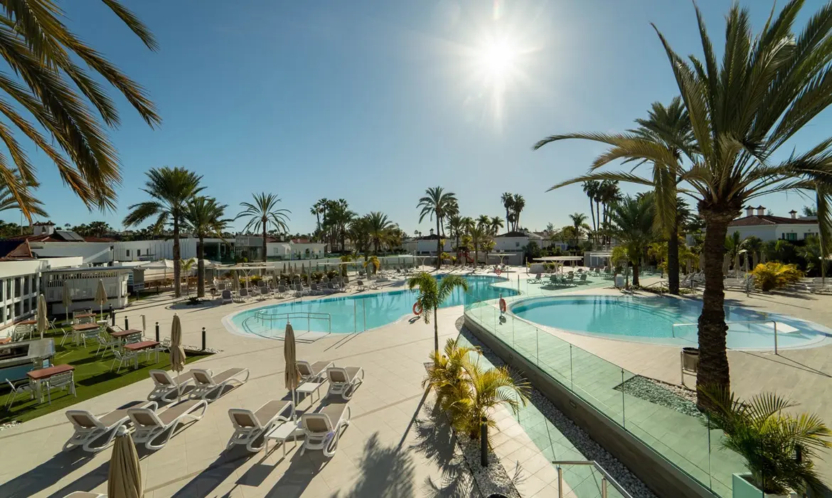 Hotel LIVVO Dunagolf Suites