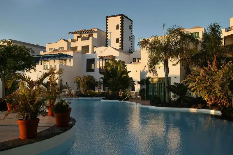 Hotel LIVVO Volcan Lanzarote gallery image 1