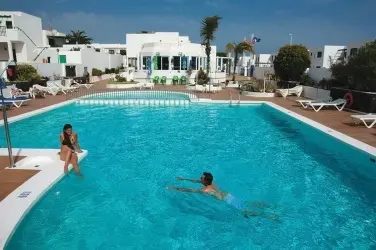 Apartamentos LIVVO Oasis