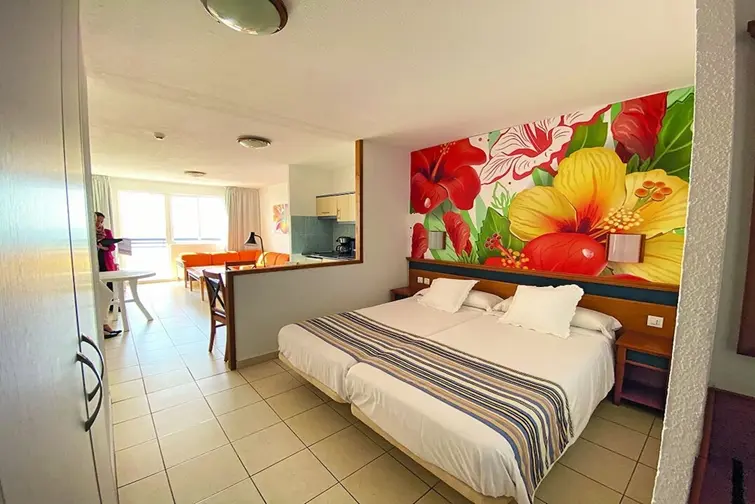 Apartments Palm Garden by LIVVO gallery image 12