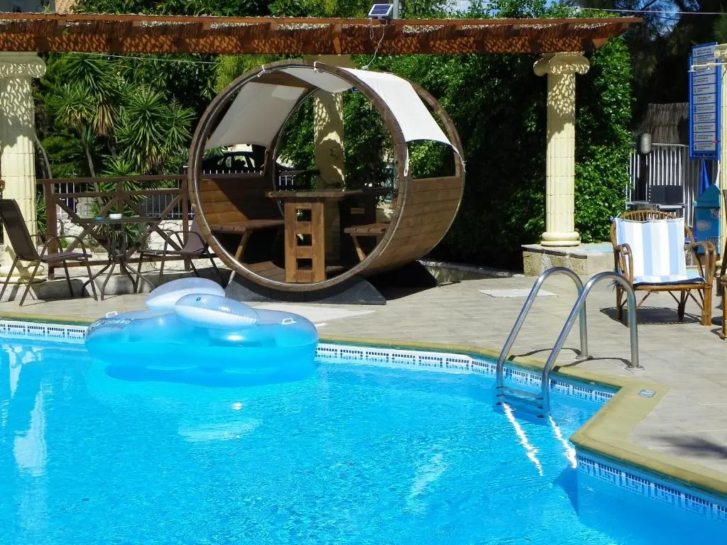 Mirabelle Hotel gallery image 2