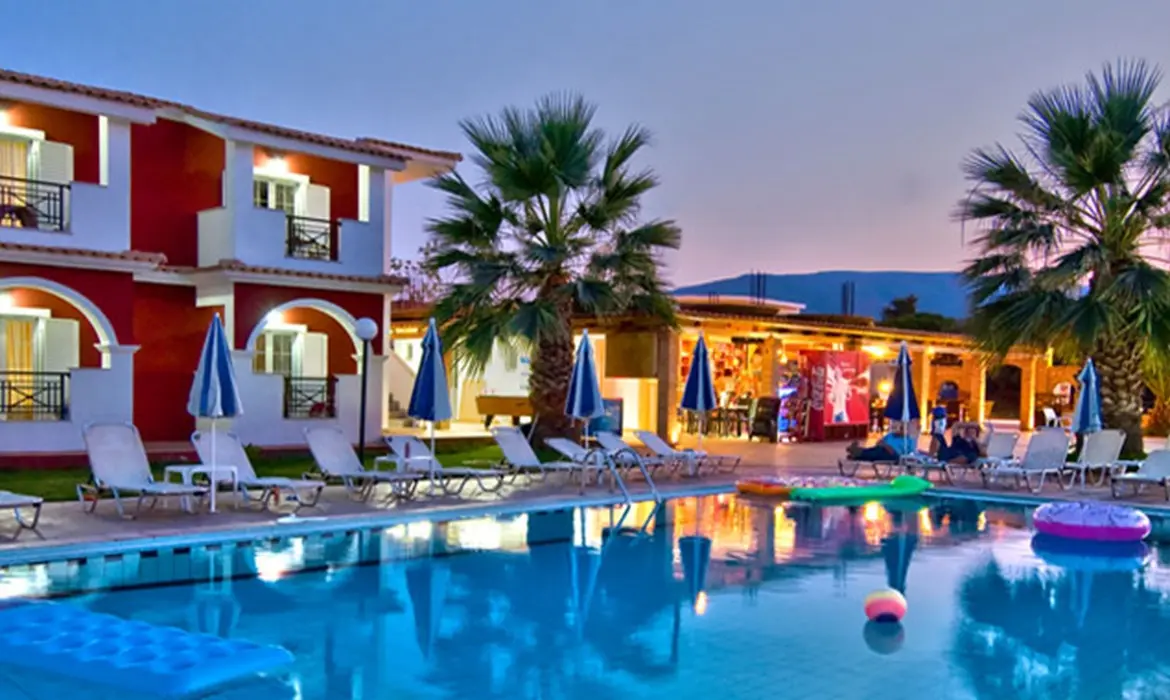 Yakinthos Hotel