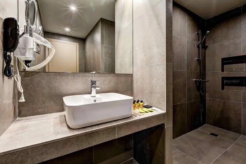White Olive Elite Laganas gallery image 27
