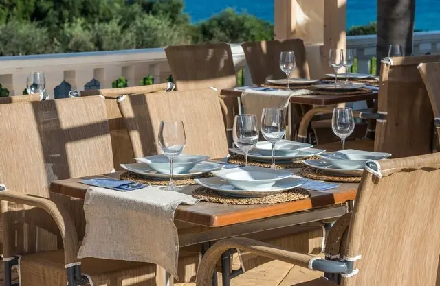 Arkadia Luxury Hotel Apartments gallery image 3