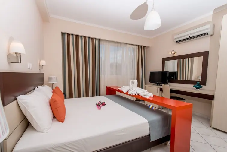 Al Mare Hotel gallery image 17