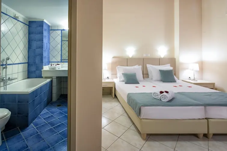 Al Mare Hotel gallery image 21