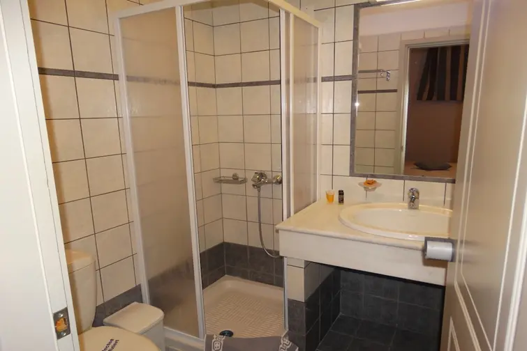 Al Mare Hotel gallery image 4