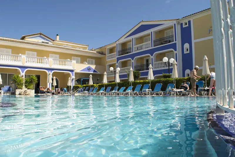 Petros Hotel gallery image 4