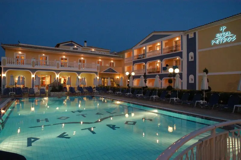 Petros Hotel gallery image 1