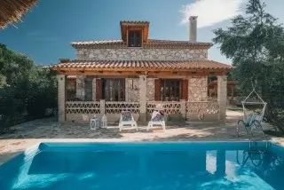 Alegria Villas gallery image 3