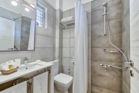 Aquarius Hotel gallery image 5