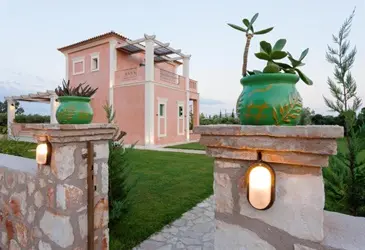 Agro Art Boutique & Luxury Villas