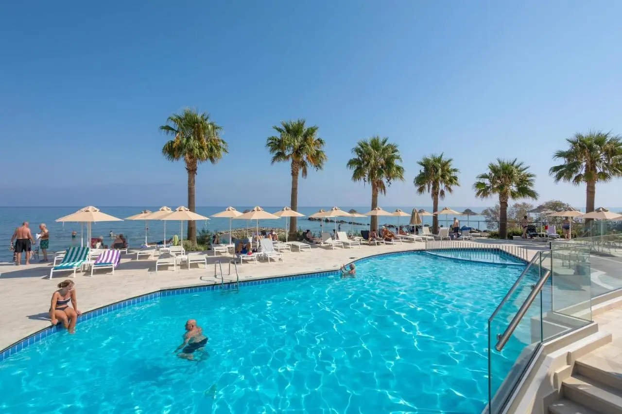 Xenos Kamara Beach Aparthotel gallery image 6