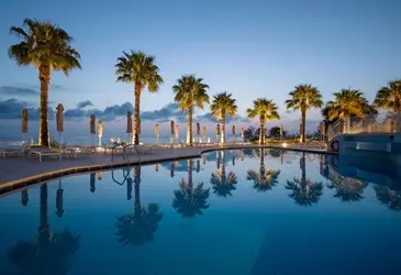Xenos Kamara Beach Aparthotel