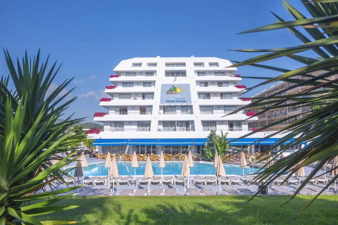 Hotel Montemar Maritim gallery image 3