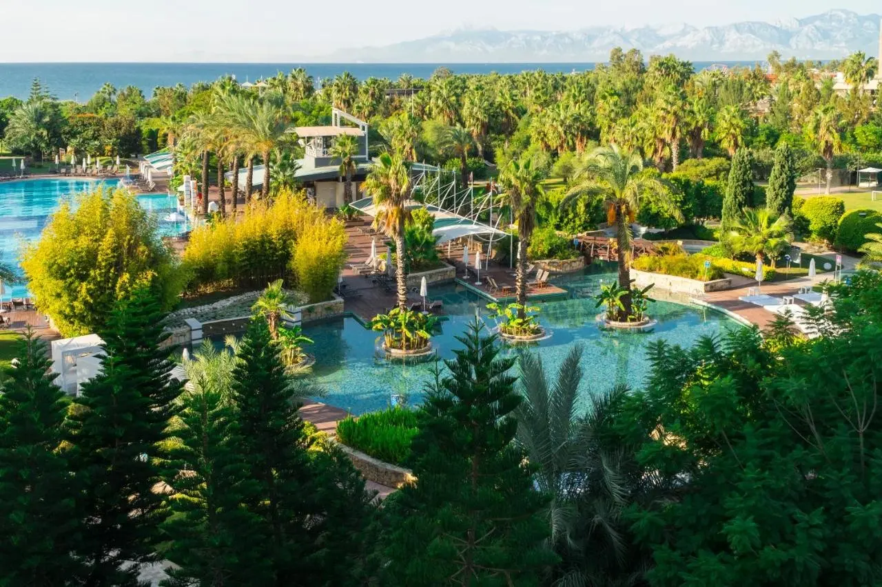 Concorde De Luxe Resort gallery image 11