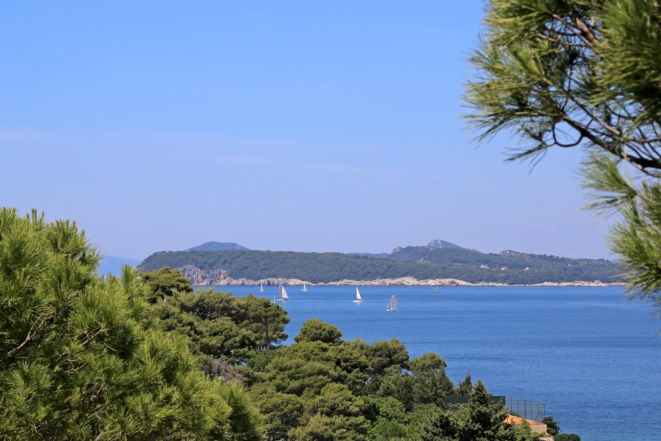 Vis Hotel gallery image 12