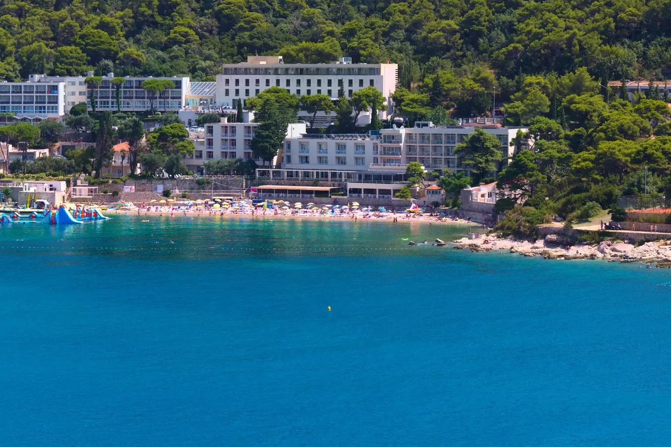 Vis Hotel gallery image 2