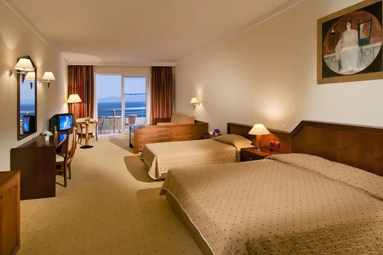 Kipriotis Panorama & Suites gallery image 2