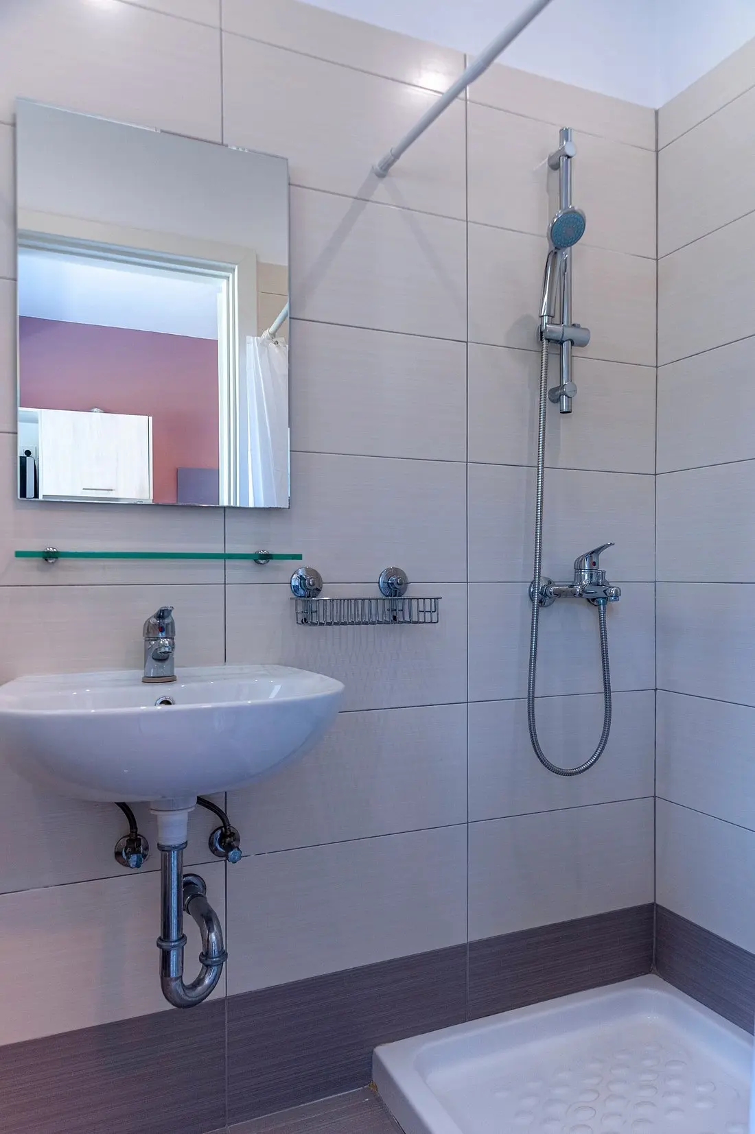 Gelli Apartments gallery image 12