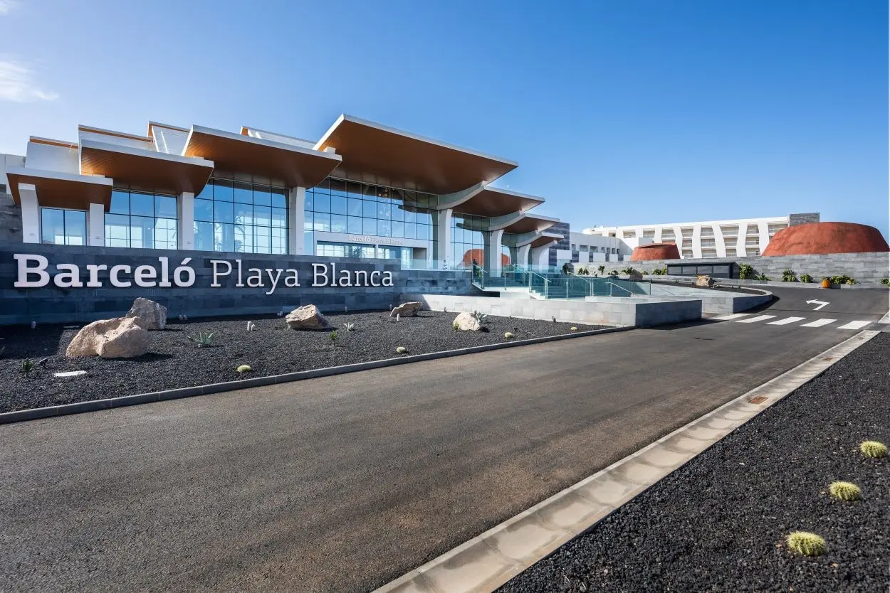 Barcelo Playa Blanca gallery image 1