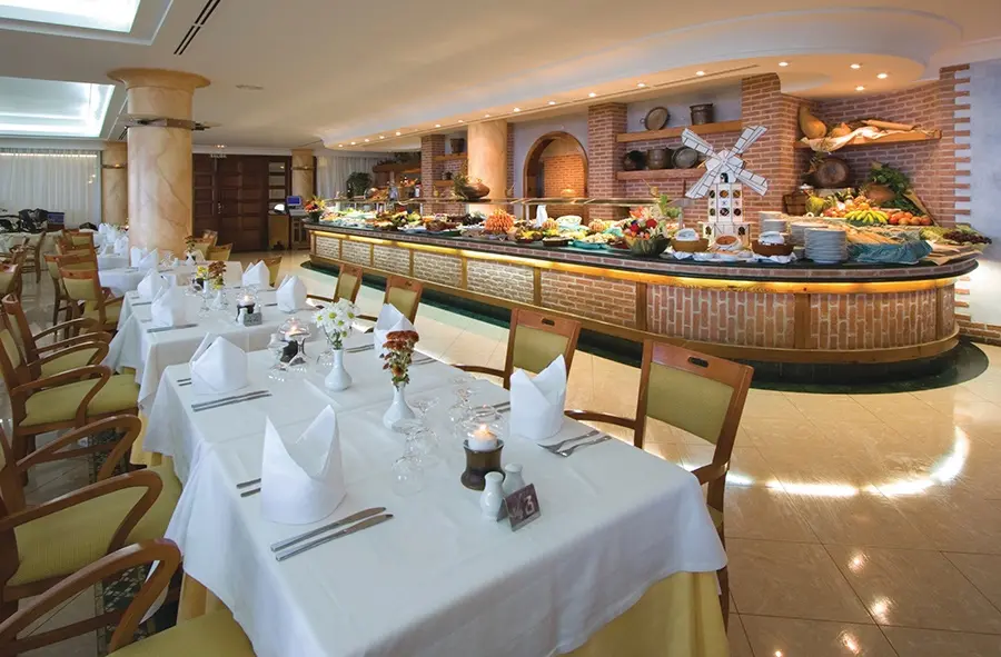 Plus Fariones Suite Hotel gallery image 1