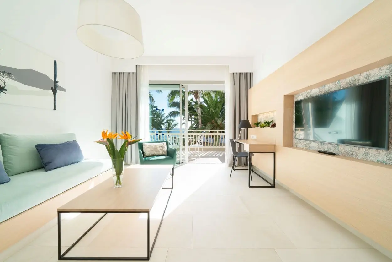 Plus Fariones Suite Hotel gallery image 6
