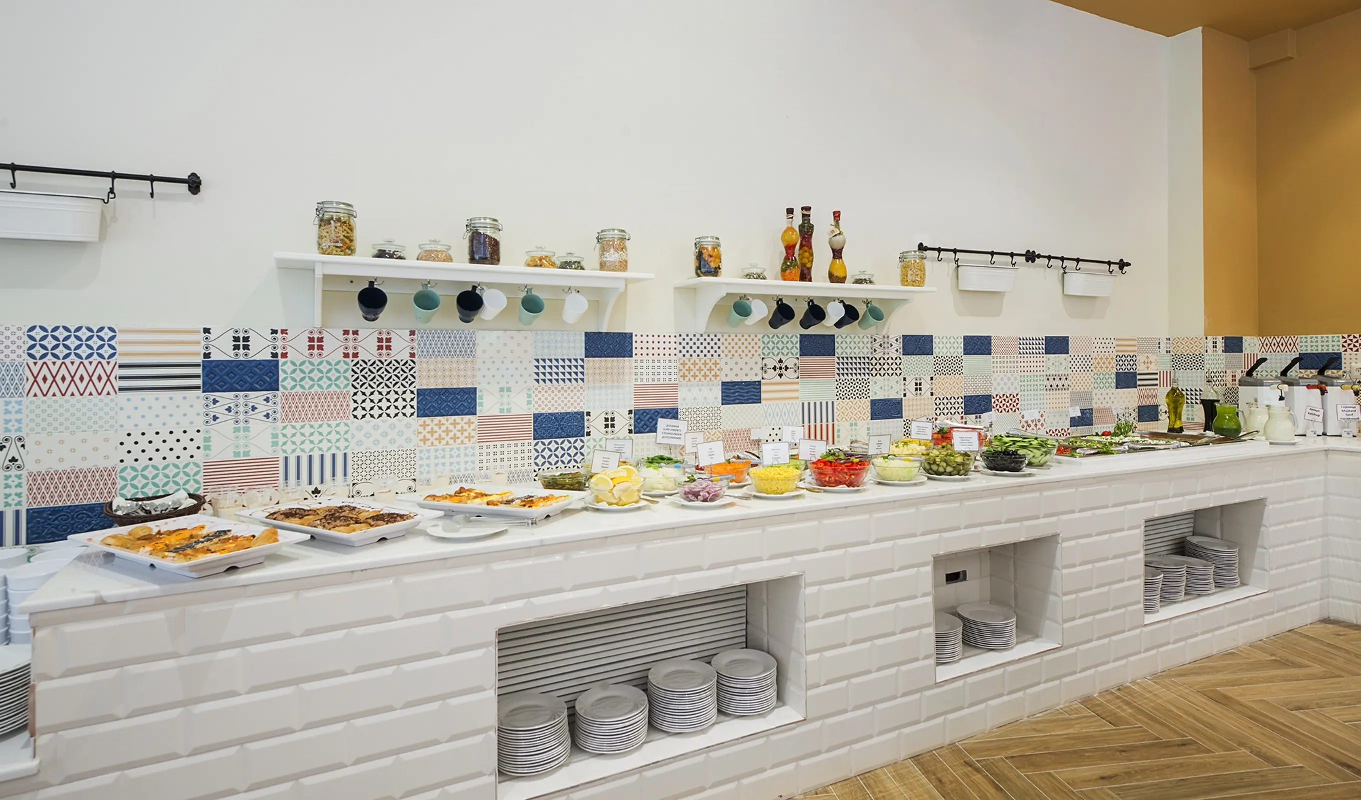 Calypso Hotel gallery image 14
