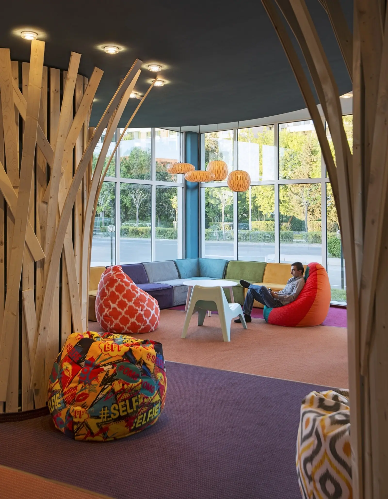Calypso Hotel gallery image 17